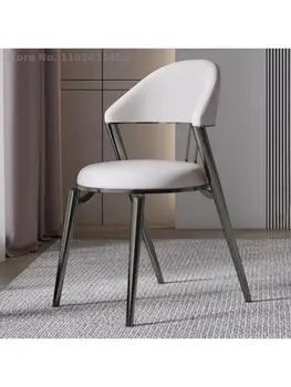 Jedilni stol domačega minimalističen italijanski ličila blata sodobno minimalistično prosti čas ins neto rdeče high-end svetlobno razkošje majhno stanovanje